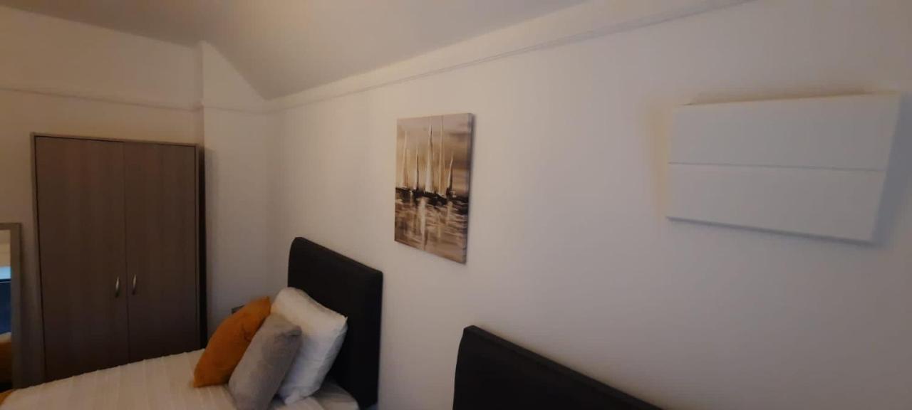 Stylish And Homey 3 Bedroom House With Free Parking & Wi-Fi Minworth Ngoại thất bức ảnh